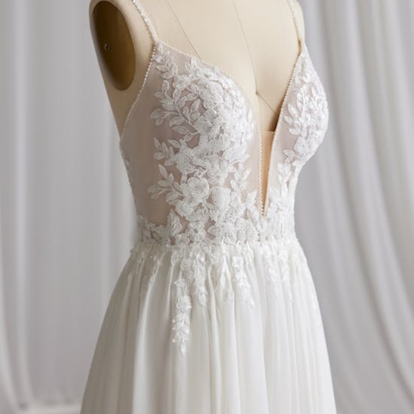 Rebecca Ingram by Maggie Sottero Gayle Wedding Dress - Picture 3 of 9